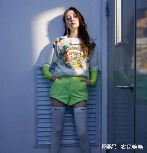 迪丽热巴短丝袜,迪丽热巴演绎时尚魅力