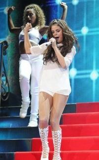 明星露底迅雷下载下载,迅雷下载独家揭秘