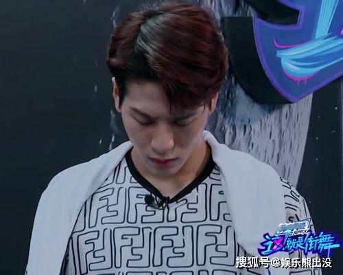 爱豆吃瓜娱乐酱王嘉尔,从爱豆到娱乐酱，揭秘他的多面人生